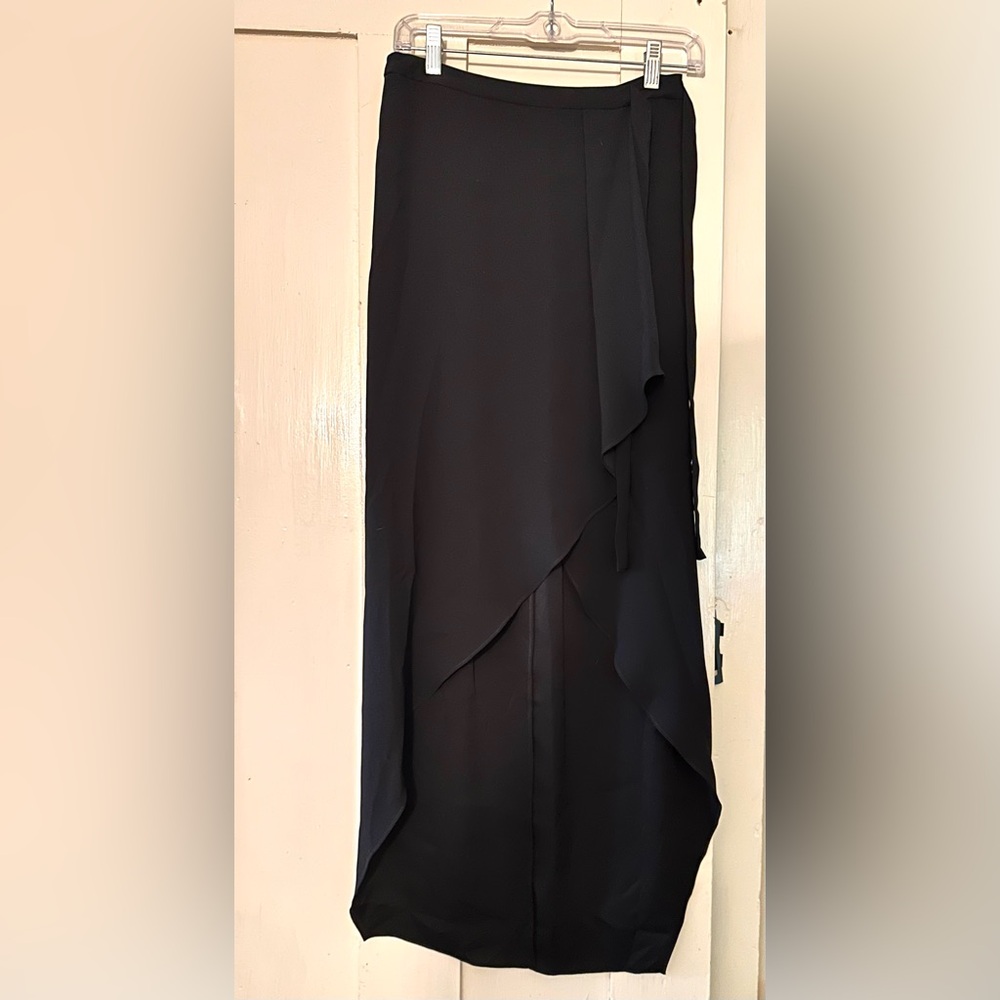 BCBG MAXAZRIA black asymmetrical wrap around skirt - Picture 4 of 14